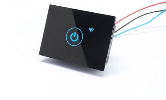 Сенсорный переключатель наивысшей мощности с Wi-Fi